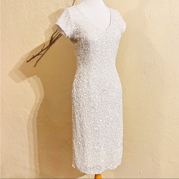 Theia Luxury Gown With Sparkling Crystal and Sequins - Picture 5 of 12